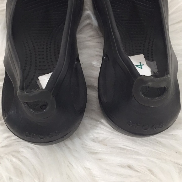 Crocs Women’s Kadee Flat Black sz 4 - Picture 12 of 13